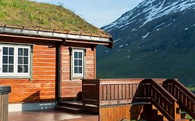 Cabin Near The Lake